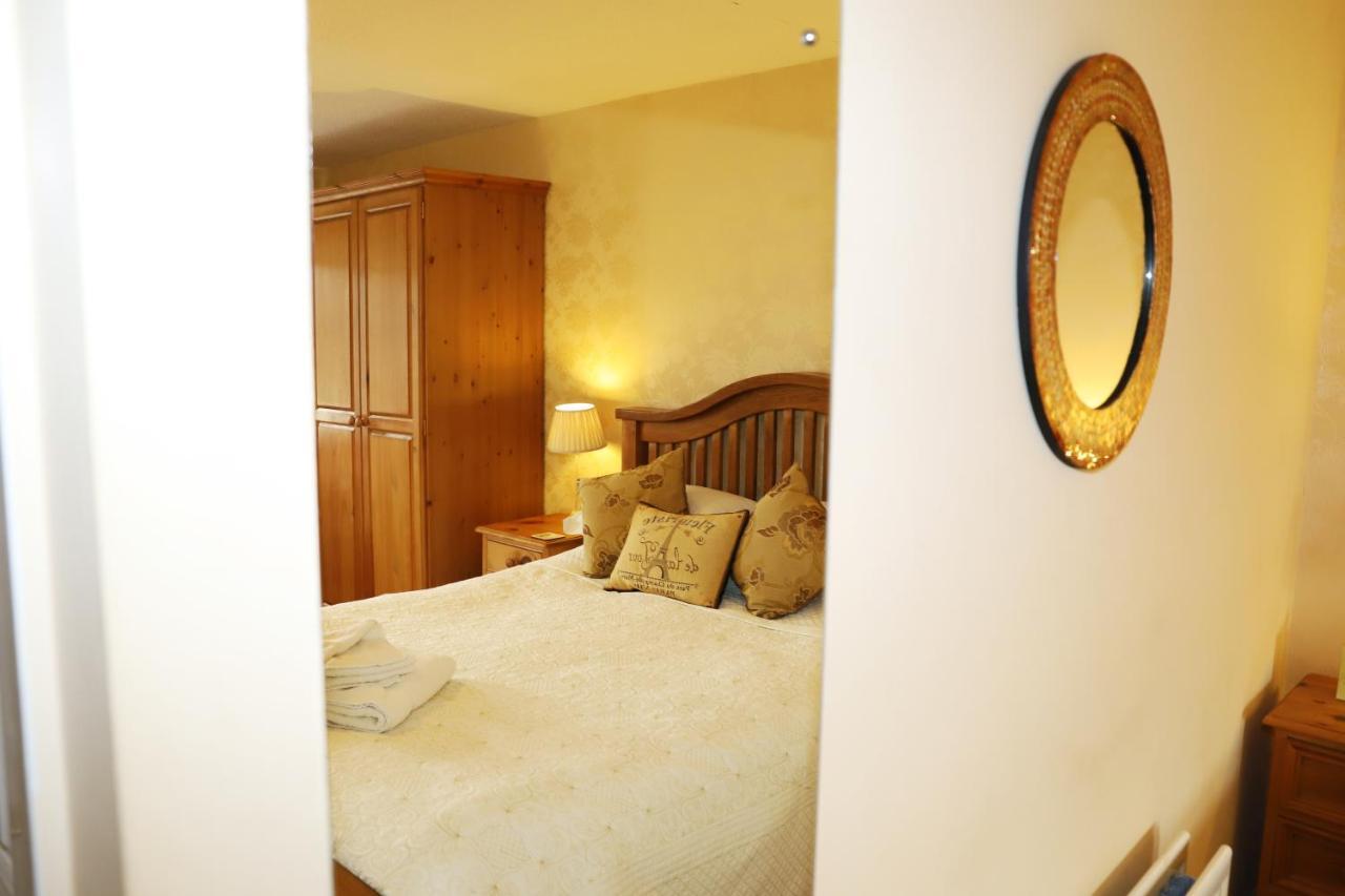 Elmfield House Hotel Bedale Bagian luar foto